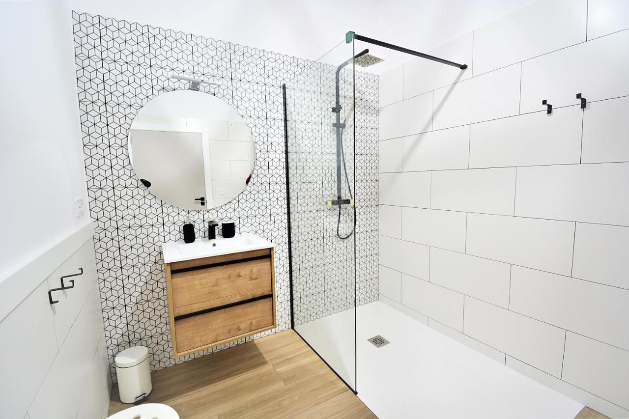 Galihost - Apartamentos Mamuela Ribadumia ภายนอก รูปภาพ