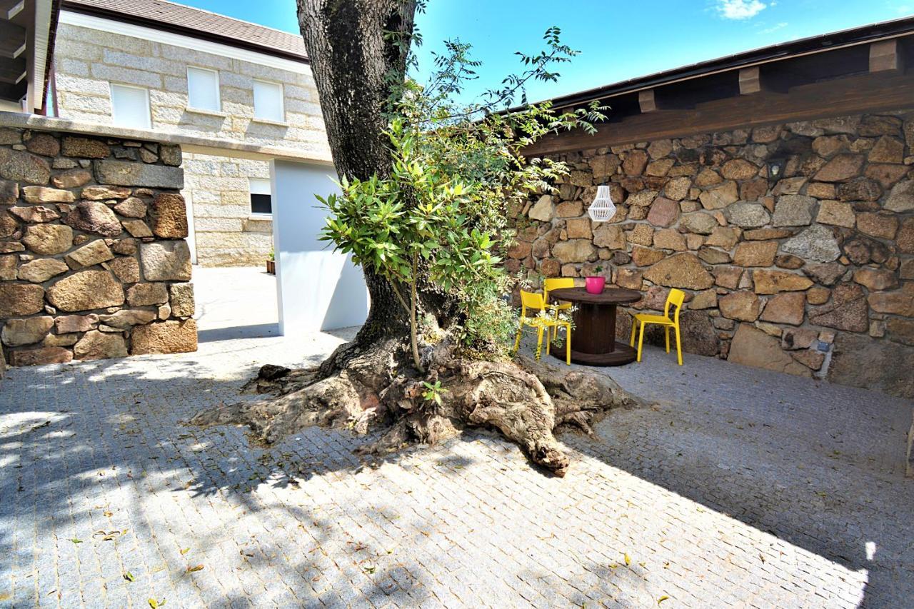 Galihost - Apartamentos Mamuela Ribadumia ภายนอก รูปภาพ