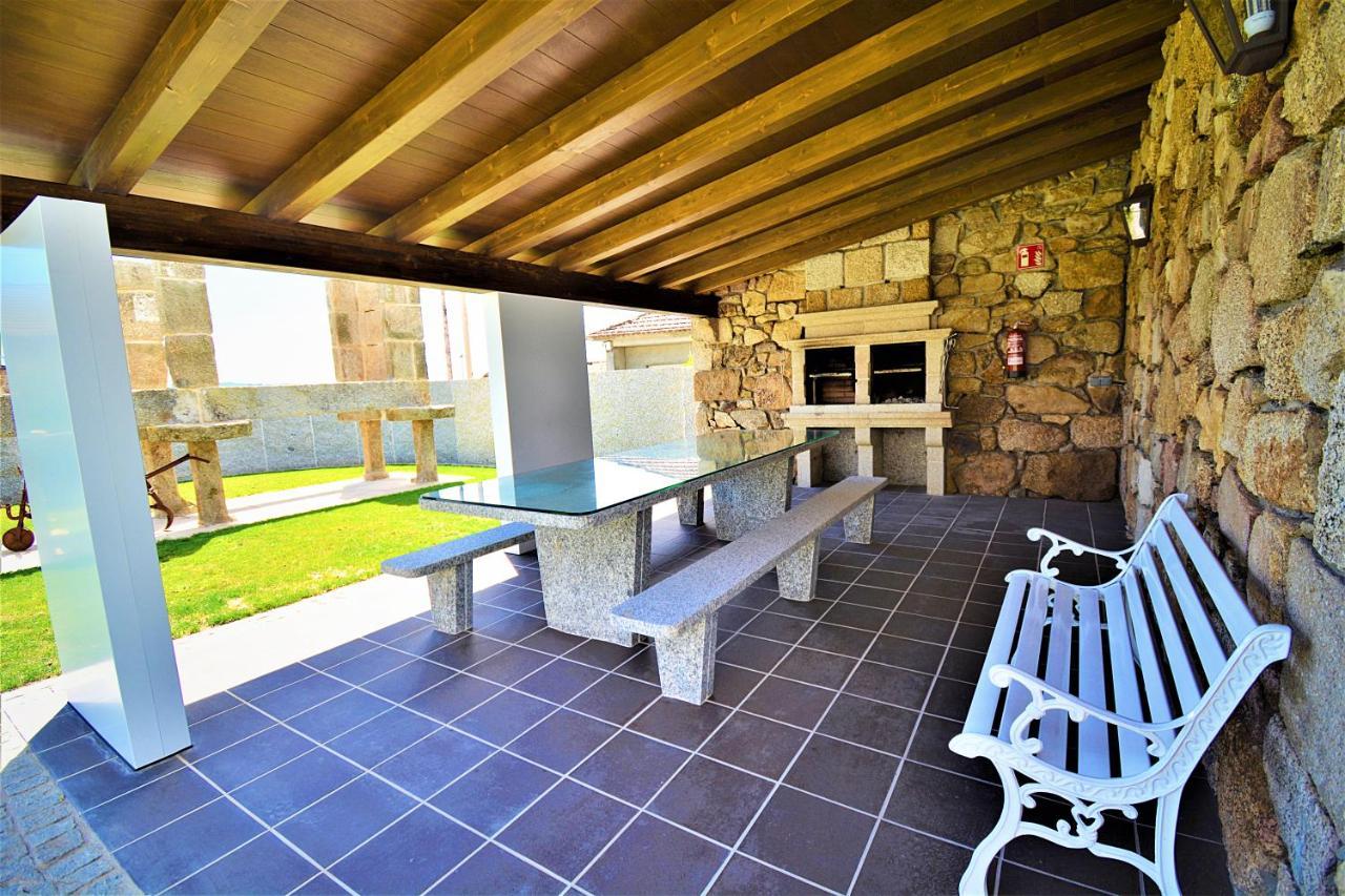 Galihost - Apartamentos Mamuela Ribadumia ภายนอก รูปภาพ