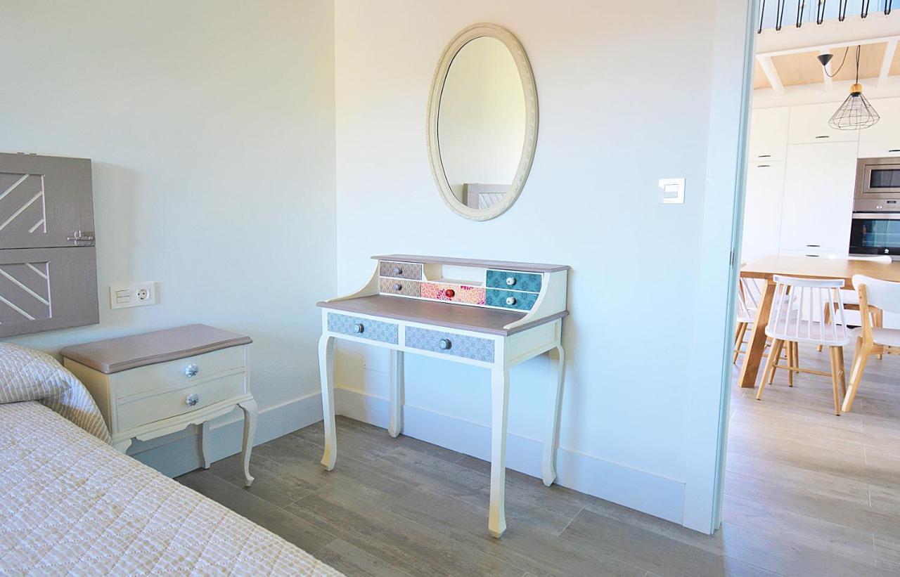 Galihost - Apartamentos Mamuela Ribadumia ภายนอก รูปภาพ