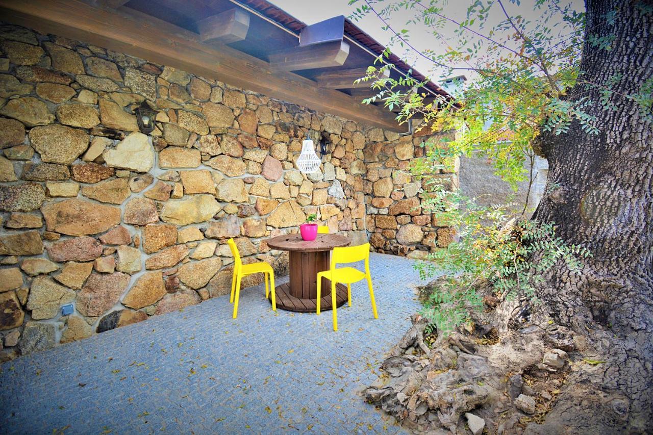 Galihost - Apartamentos Mamuela Ribadumia ภายนอก รูปภาพ